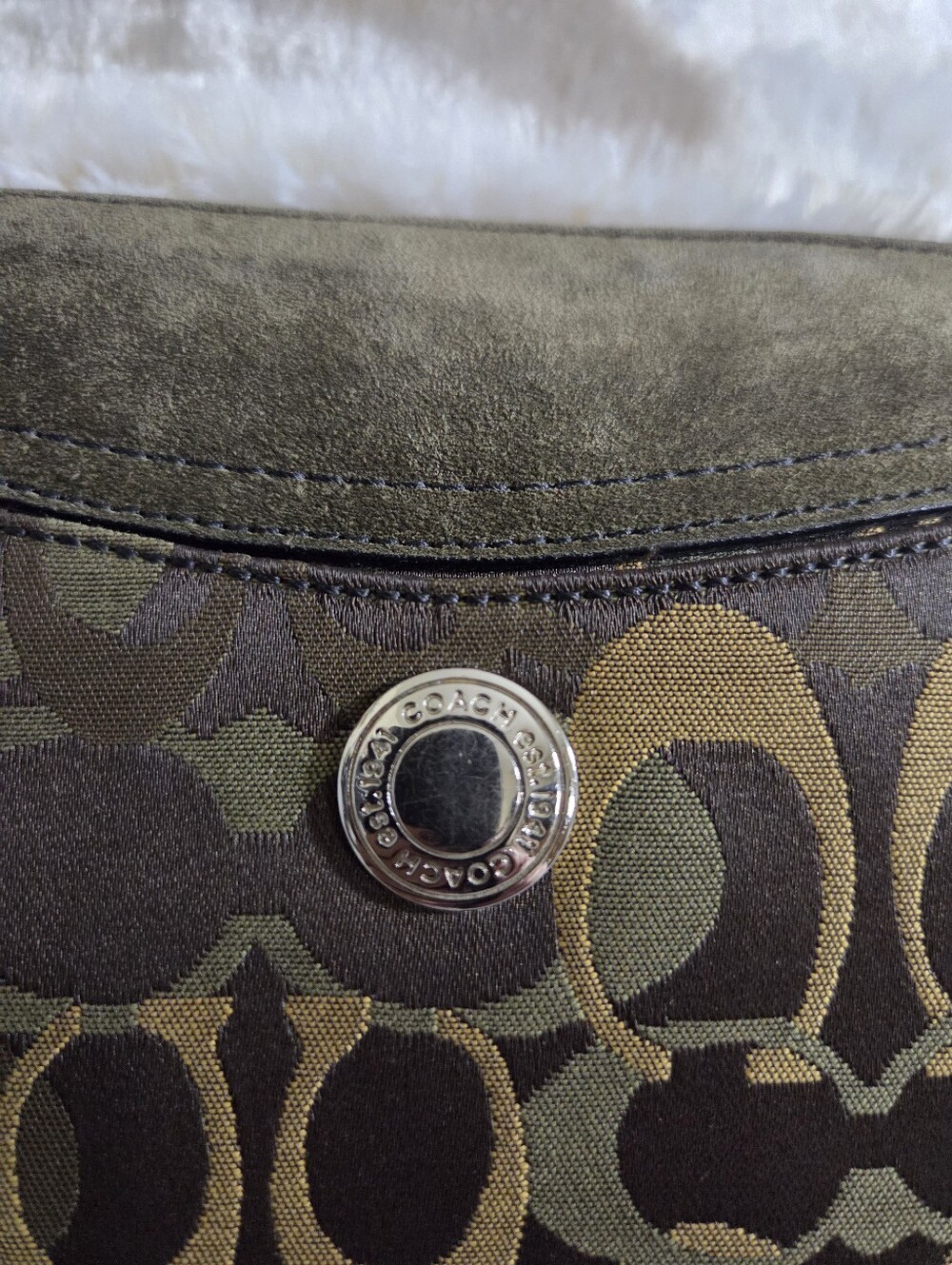 Coach Chelsea Optic Signature Bag - Picture 2 of 13